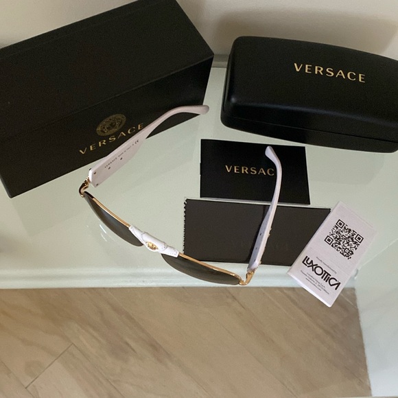 New Versace Women’s Sunglasses main image 8